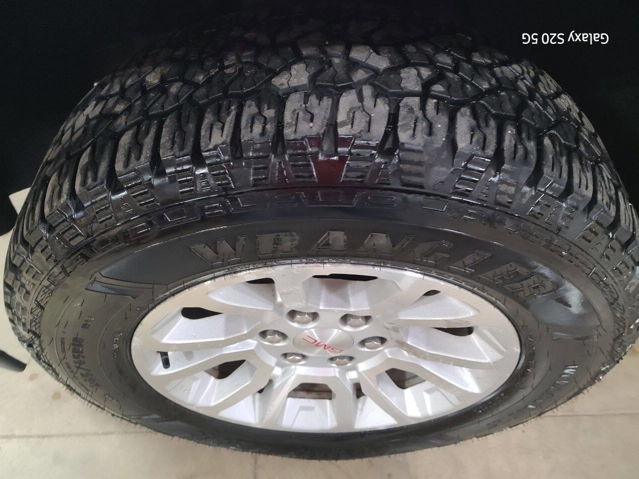 Used 2017 GMC Sierra 1500 SLE w/ SLE Value Package image 17