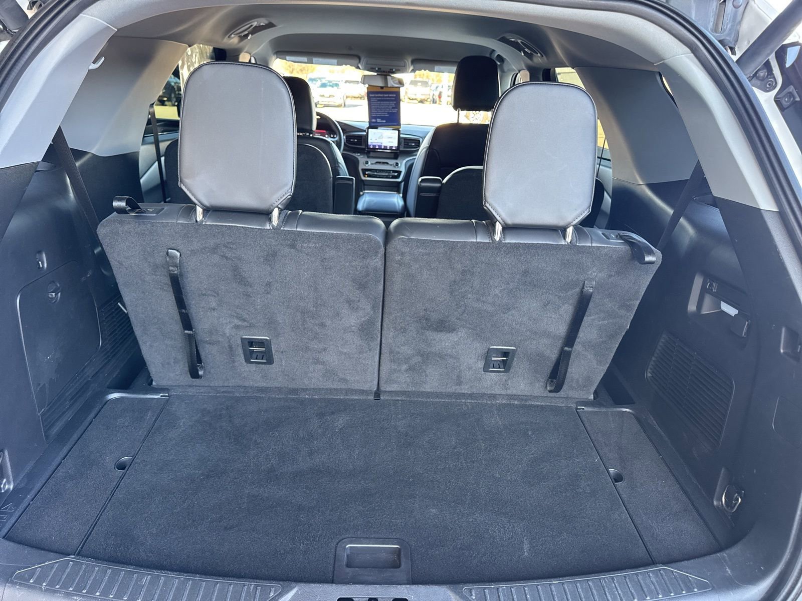 Certified 2023 Ford Explorer XLT w/ Equipment Group 202A image 37