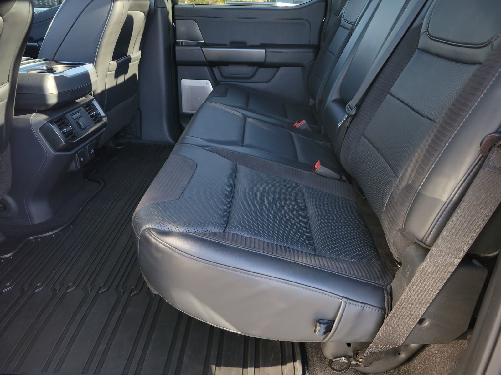Used 2023 Ford F150 Raptor image 8