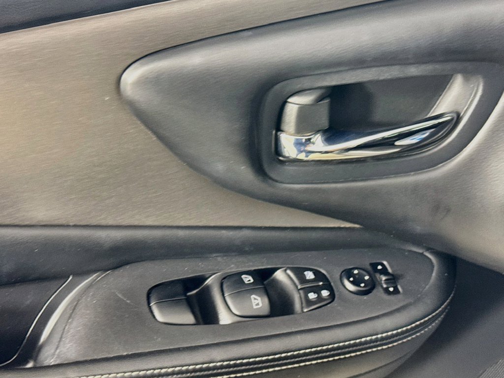 Used 2019 Nissan Murano S FWD image 22