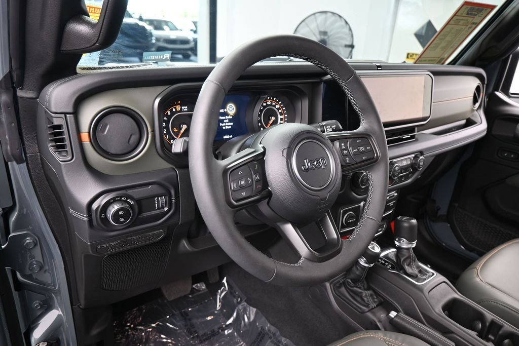 Used 2026 Jeep Gladiator Mojave AWD/4WD image 10