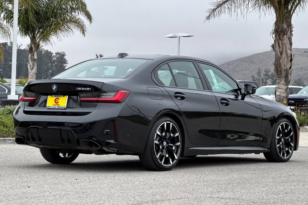 Used 2025 BMW M340i RWD image 3