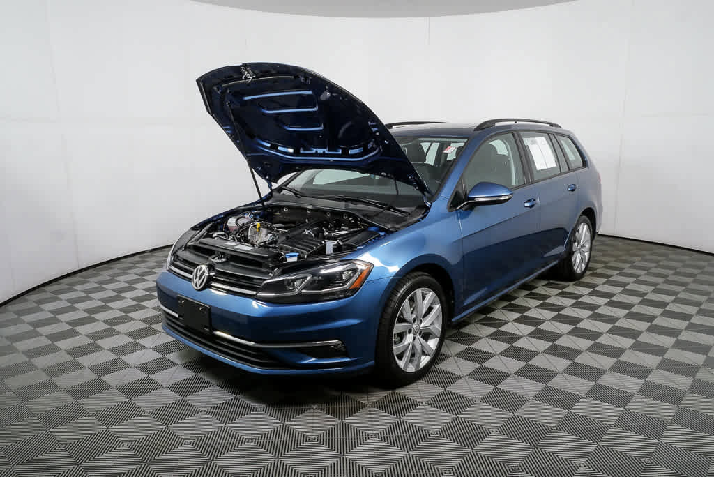 Used 2019 Volkswagen Golf SE image 31