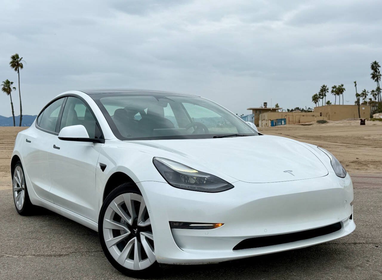 Used 2022 Tesla Model 3 Long Range AWD/4WD image 6