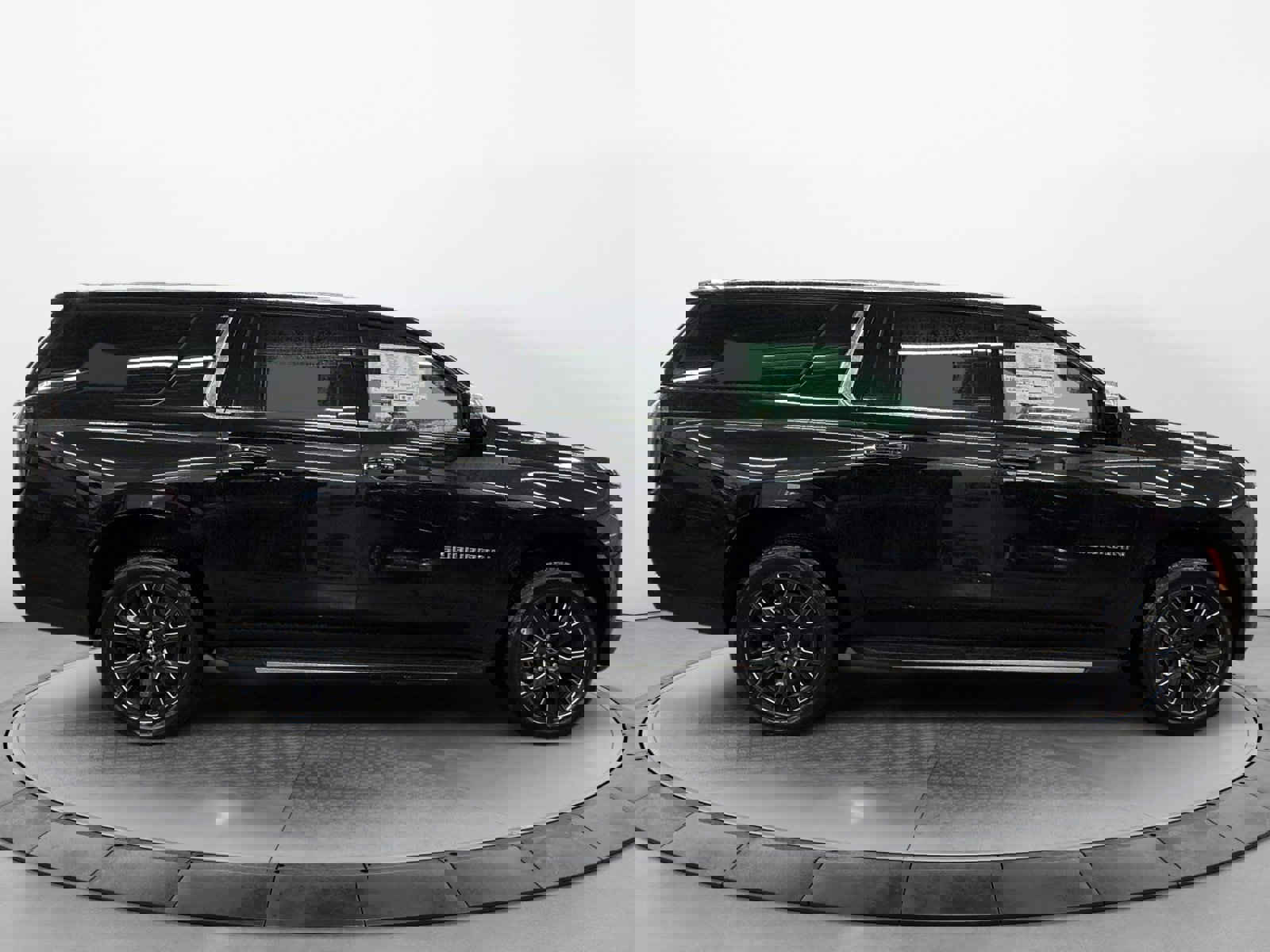 New 2026 Chevrolet Suburban Premier image 2