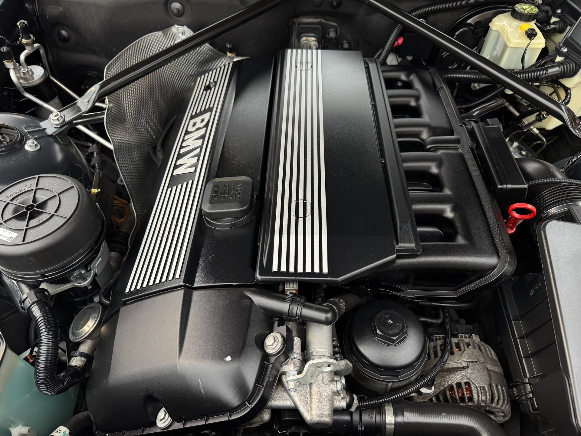 Used 2003 BMW Z4 2.5i image 53