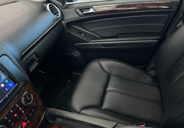Used 2012 Mercedes-Benz GL 450 4MATIC image 23