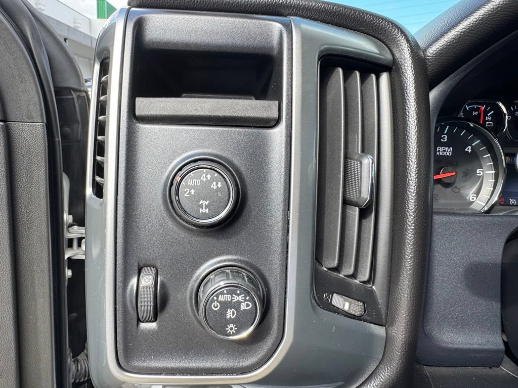 Used 2014 Chevrolet Silverado 1500 LT w/ All Star Edition AWD/4WD image 21