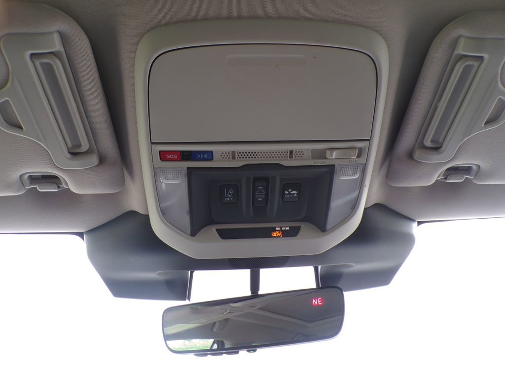 Used 2022 Subaru Forester Premium AWD/4WD image 26
