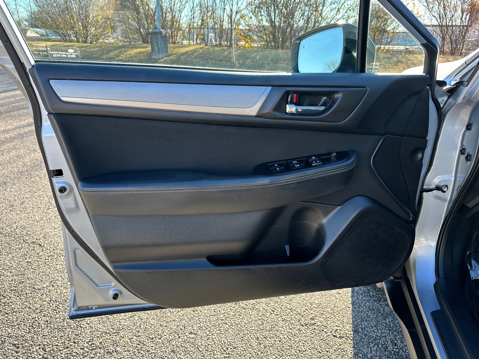 Used 2018 Subaru Outback 2.5i Premium image 10