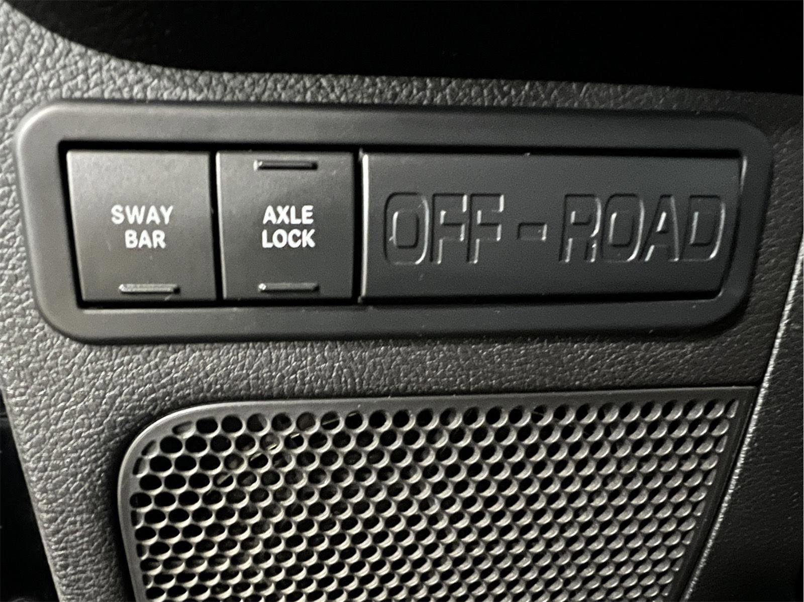 Used 2014 Jeep Wrangler Rubicon w/ Power Convenience Group image 14