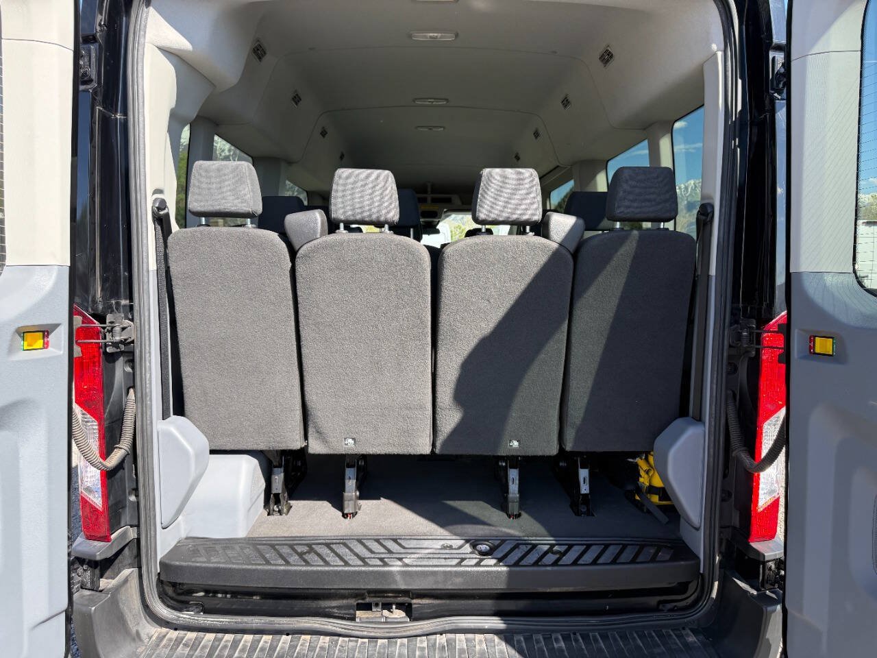 Used 2019 Ford Transit 350 XLT RWD image 24