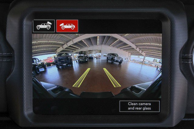 Used 2021 Jeep Wrangler Unlimited Sahara w/ Safety Group AWD/4WD image 18