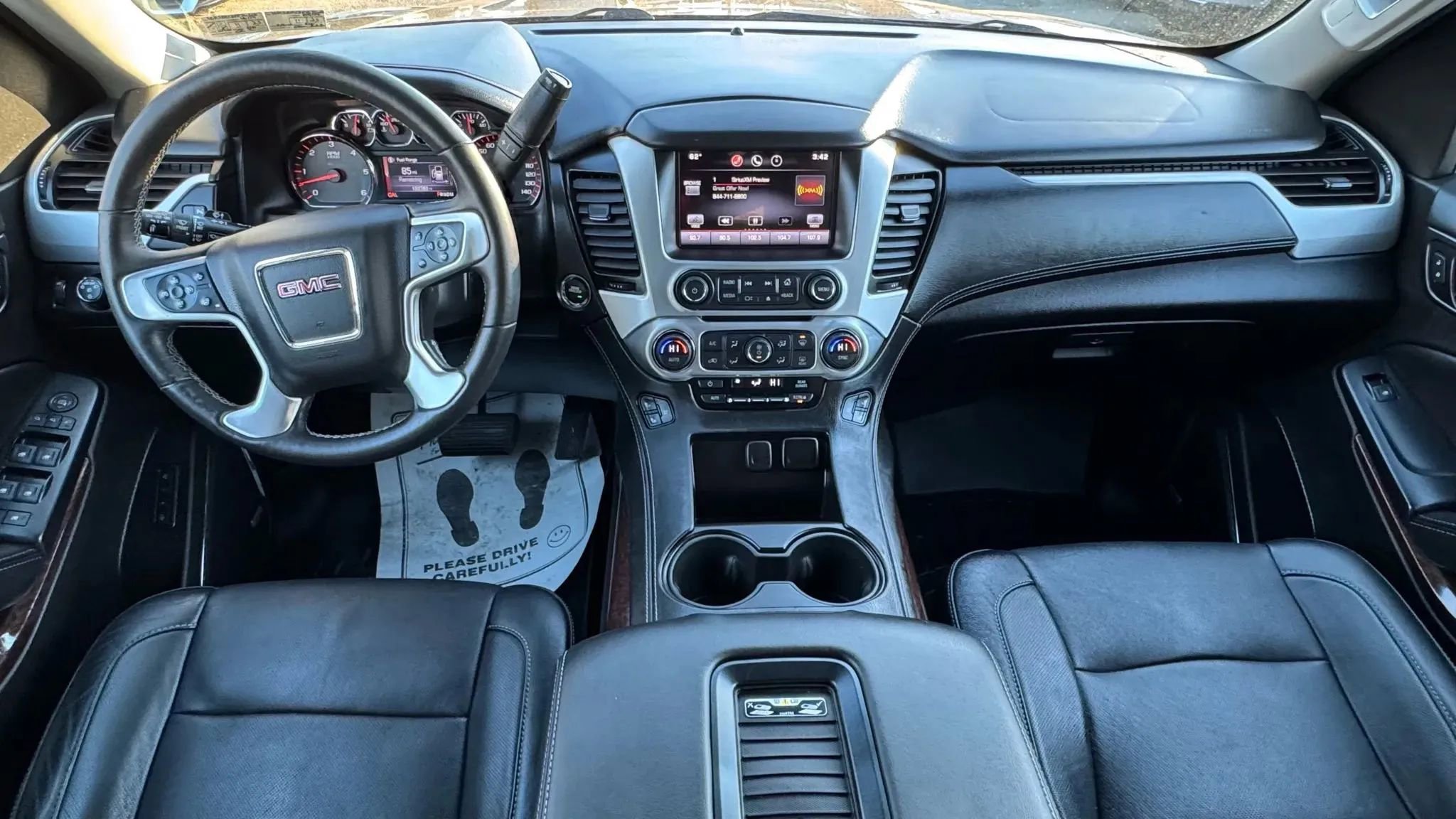 Used 2015 GMC Yukon SLT w/ Open Road Package image 16