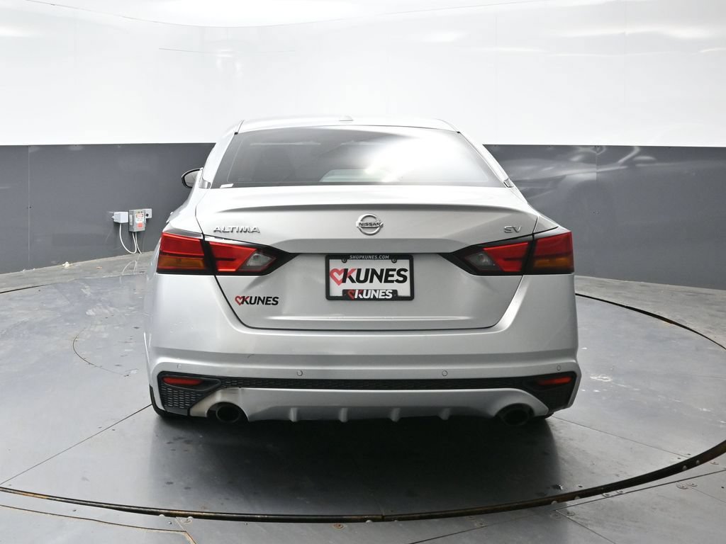 Used 2020 Nissan Altima 2.5 SV FWD image 11