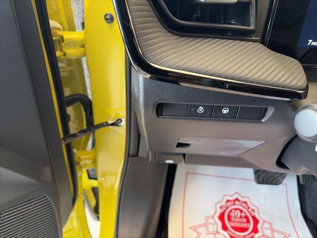 New 2026 Nissan Kicks SR w/ SR Premium Package image 18