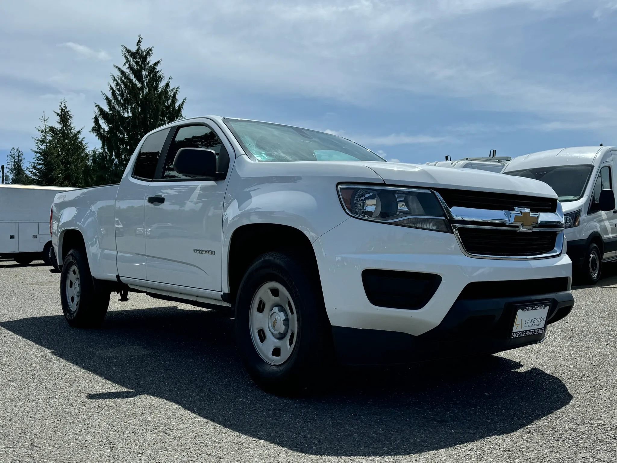Used 2020 Chevrolet Colorado W/T w/ WT Convenience Package AWD/4WD image 3