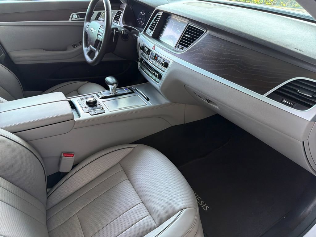 Used 2019 Genesis G80 3.8 w/ Ultimate Package 03 AWD/4WD image 15