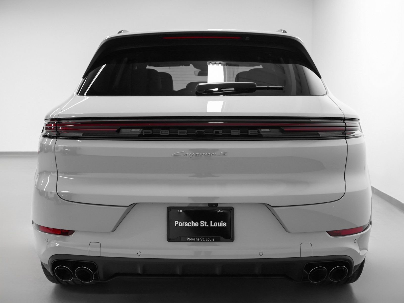 New 2026 Porsche Cayenne S image 11