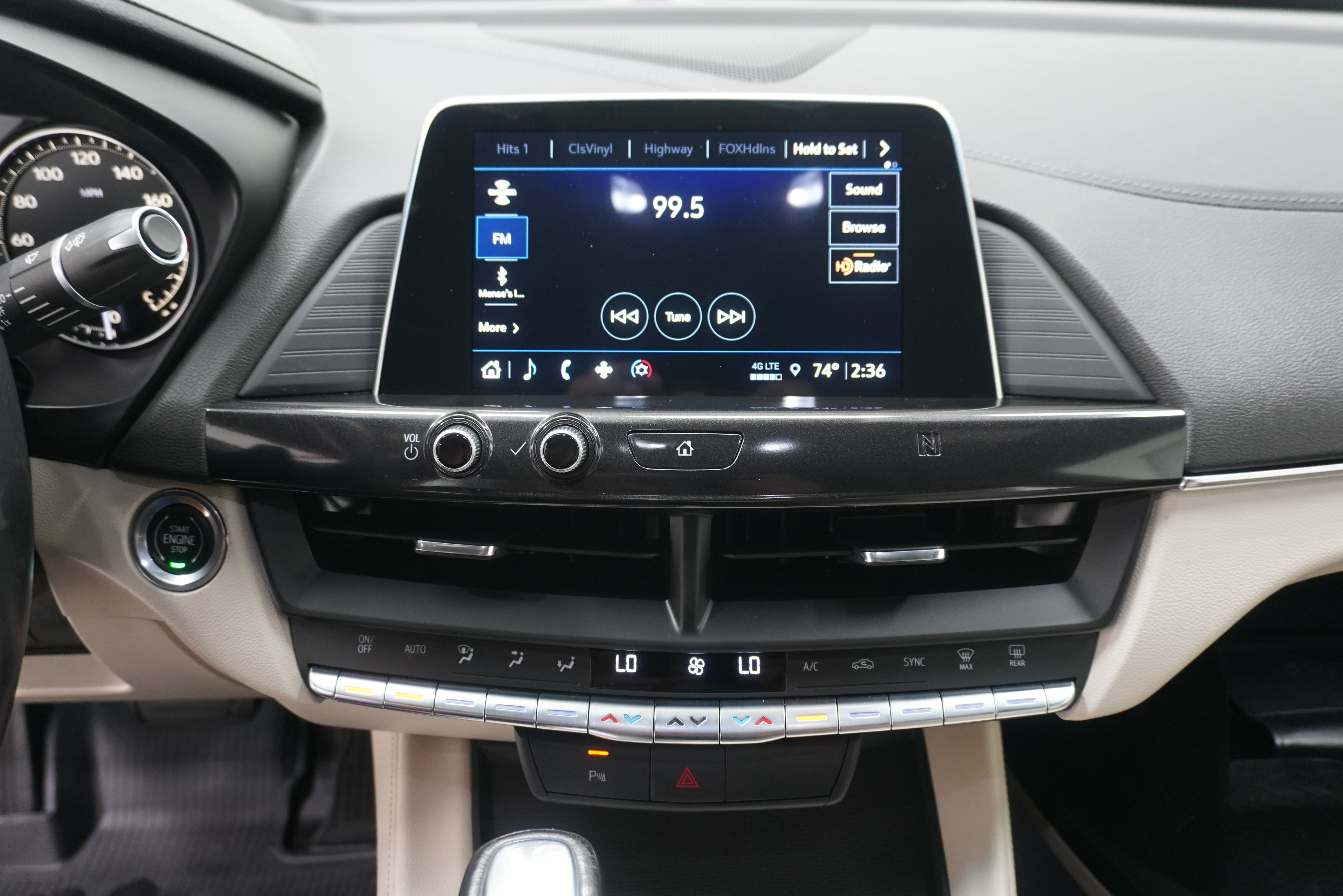 Used 2021 Cadillac CT4 Premium Luxury RWD image 18