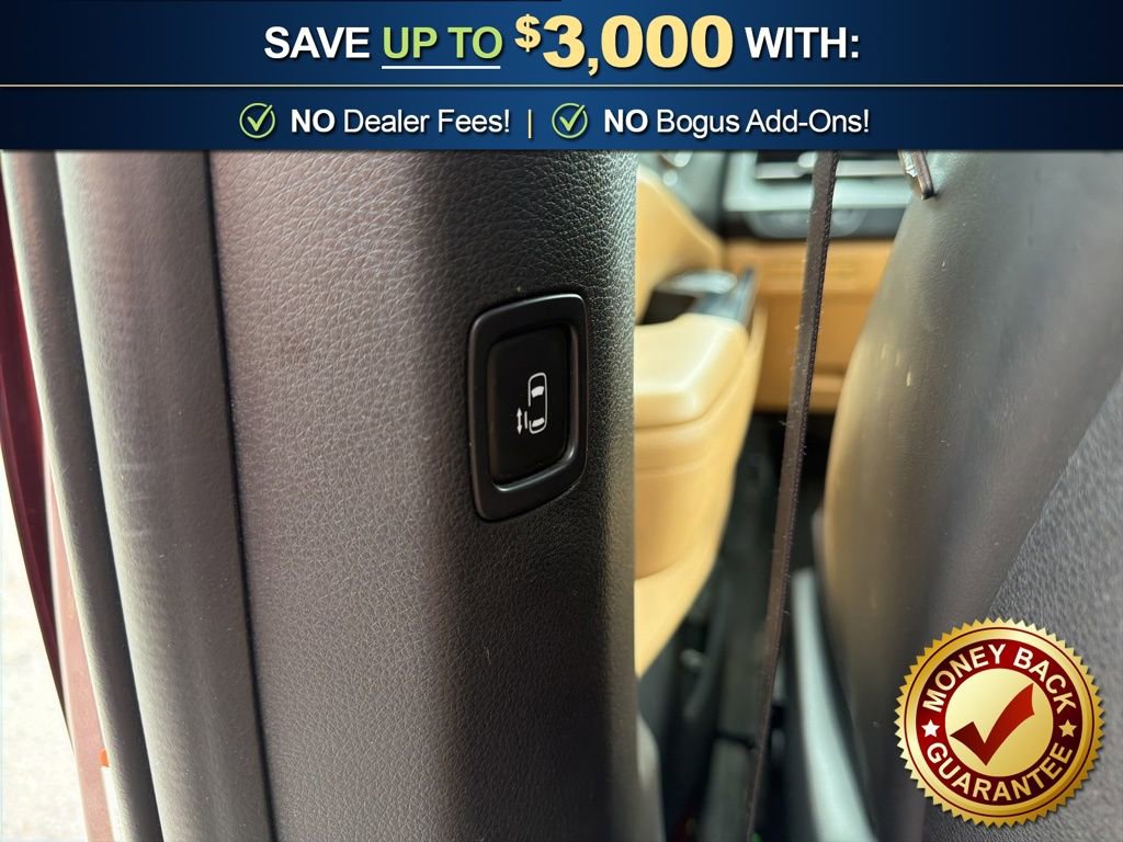 Used 2023 Kia Carnival LX FWD image 17