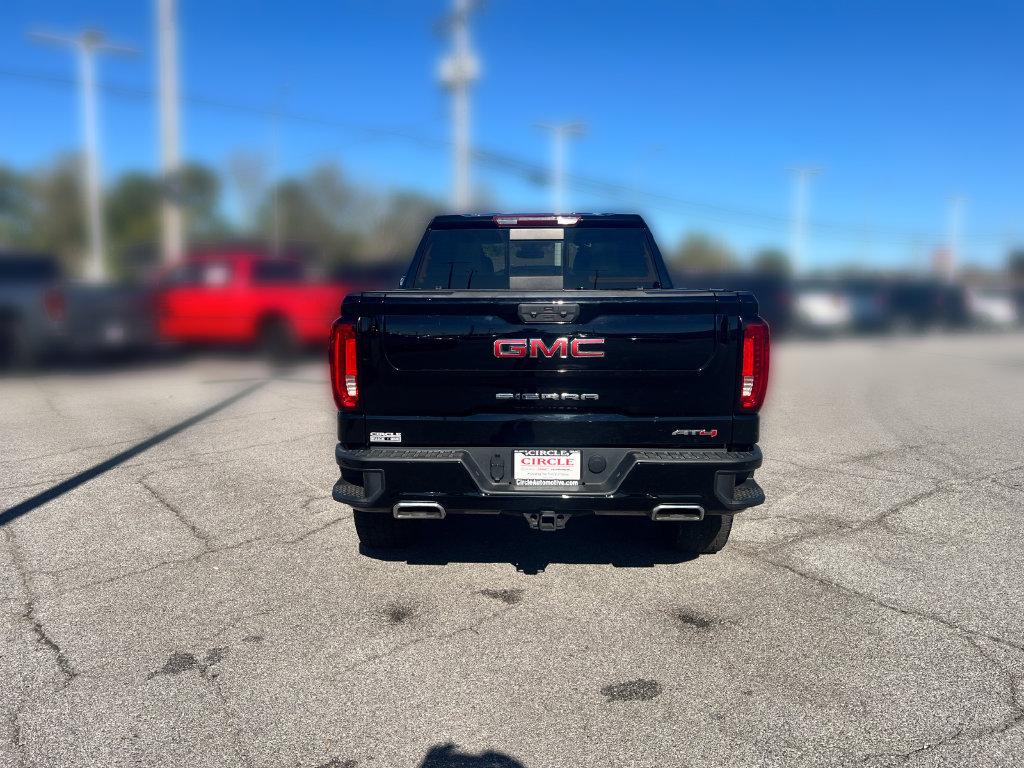 Used 2022 GMC Sierra 1500 AT4 w/ AT4 Preferred Package AWD/4WD image 5