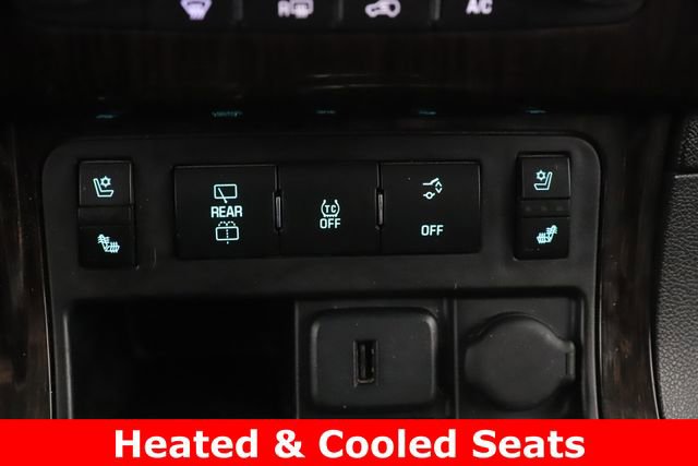 Used 2015 Chevrolet Traverse LTZ AWD/4WD image 4