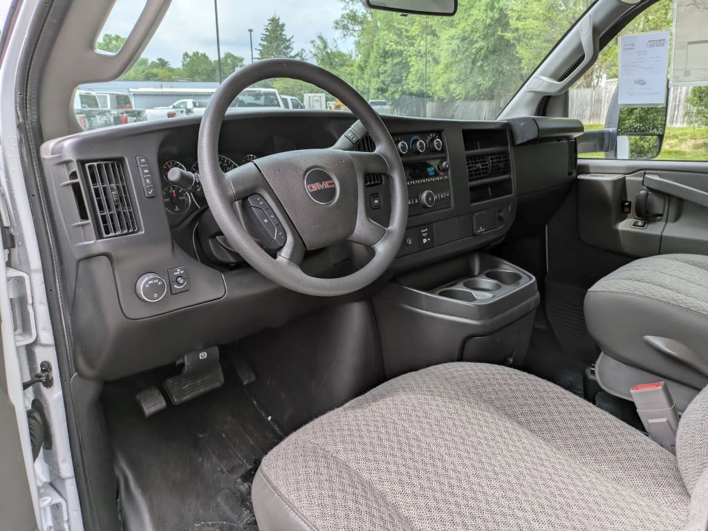 New 2026 GMC Savana 4500 w/ Power Convenience Package RWD image 11