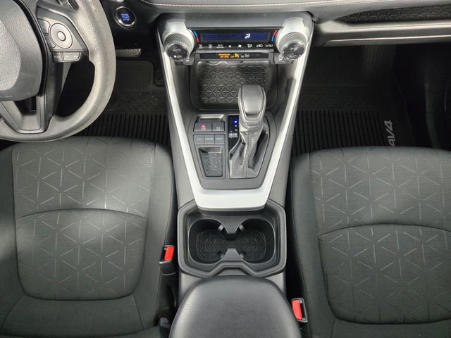 Used 2020 Toyota RAV4 XLE w/ Convenience Package image 25
