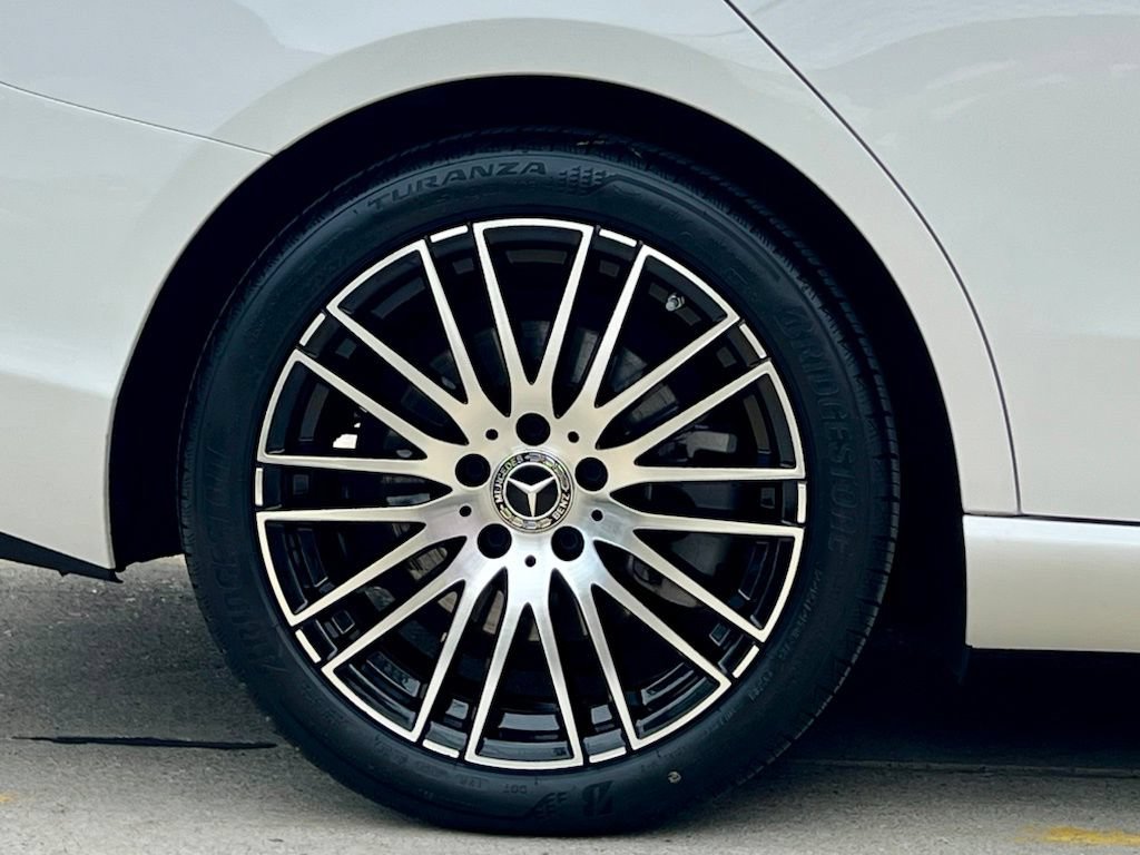 Certified 2024 Mercedes-Benz C 300 4MATIC Sedan image 11