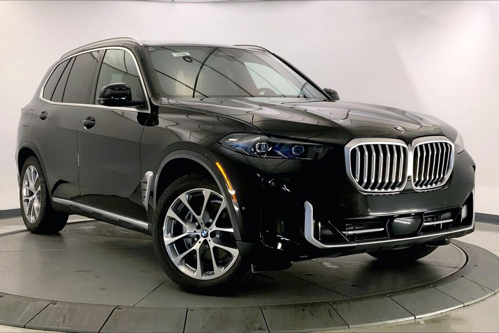 Certified 2026 BMW X5 xDrive40i w/ Premium Package