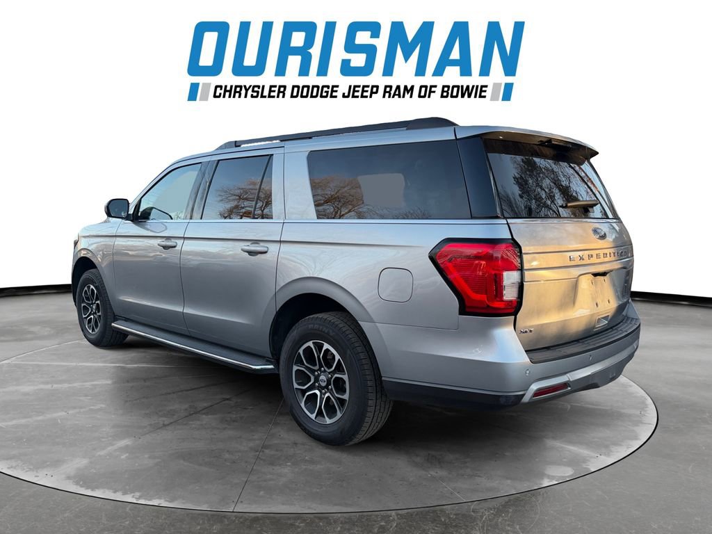 Used 2022 Ford Expedition Max XLT image 4