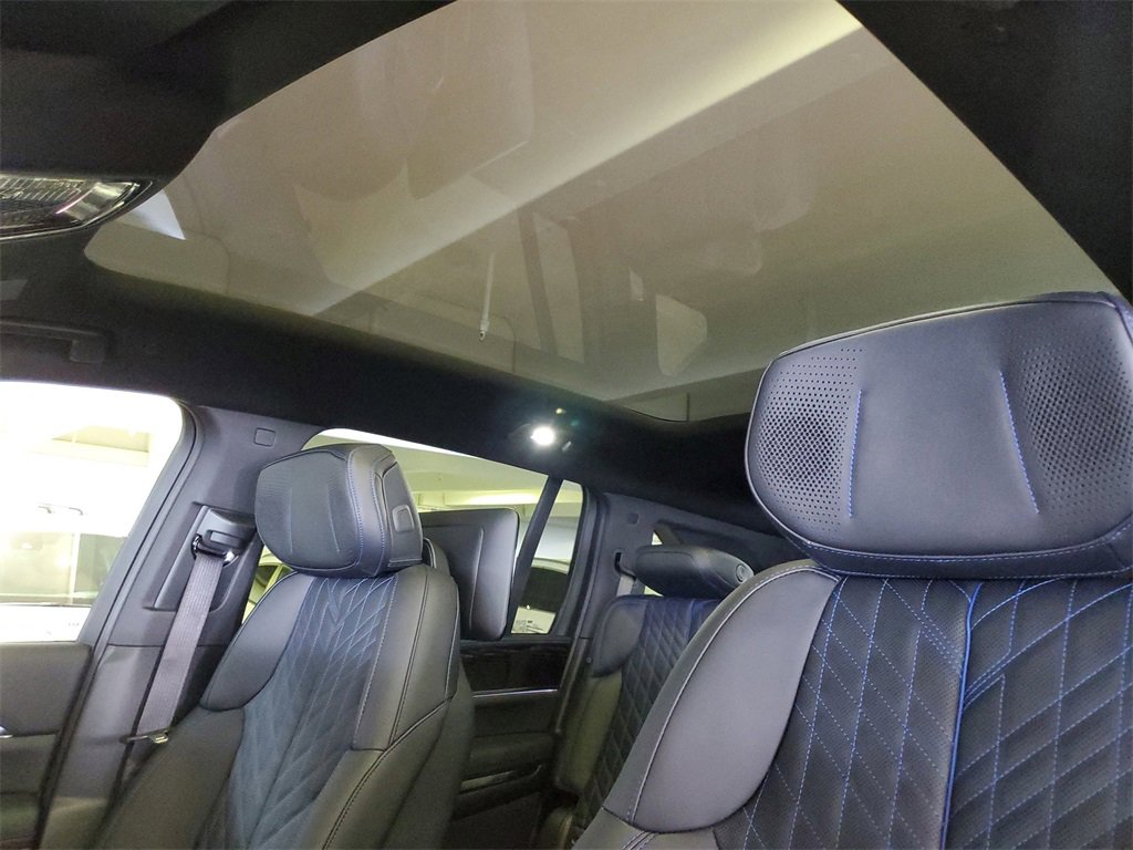 New 2026 Cadillac Escalade IQ Sport 1 w/ LPO, ONYX Package image 20