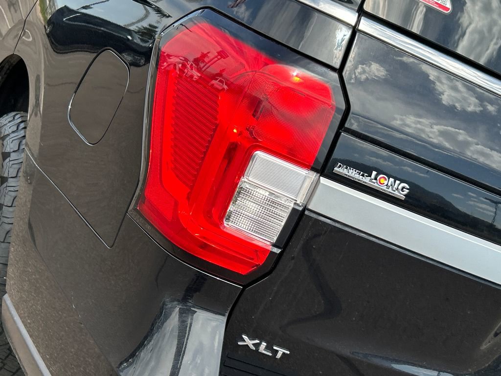 Used 2024 Ford Expedition XLT AWD/4WD image 38