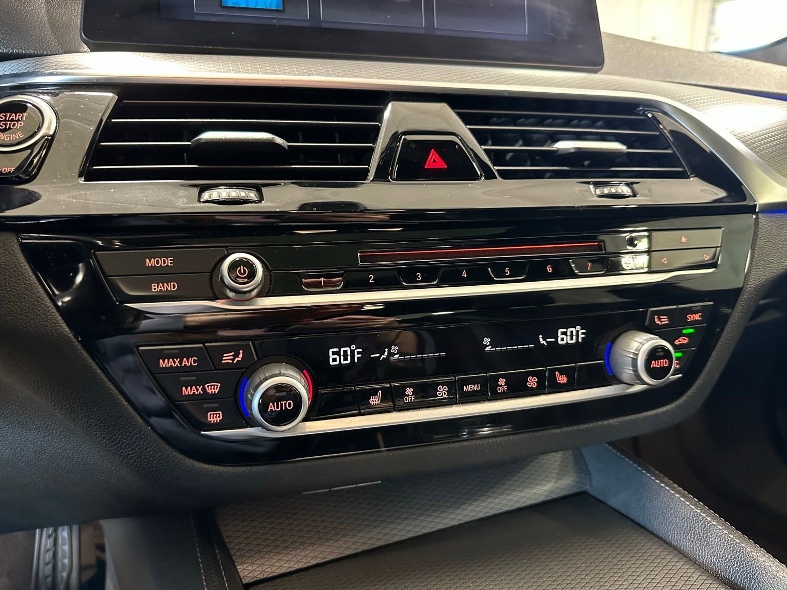 Used 2018 BMW 530i w/ M Sport Package RWD image 29