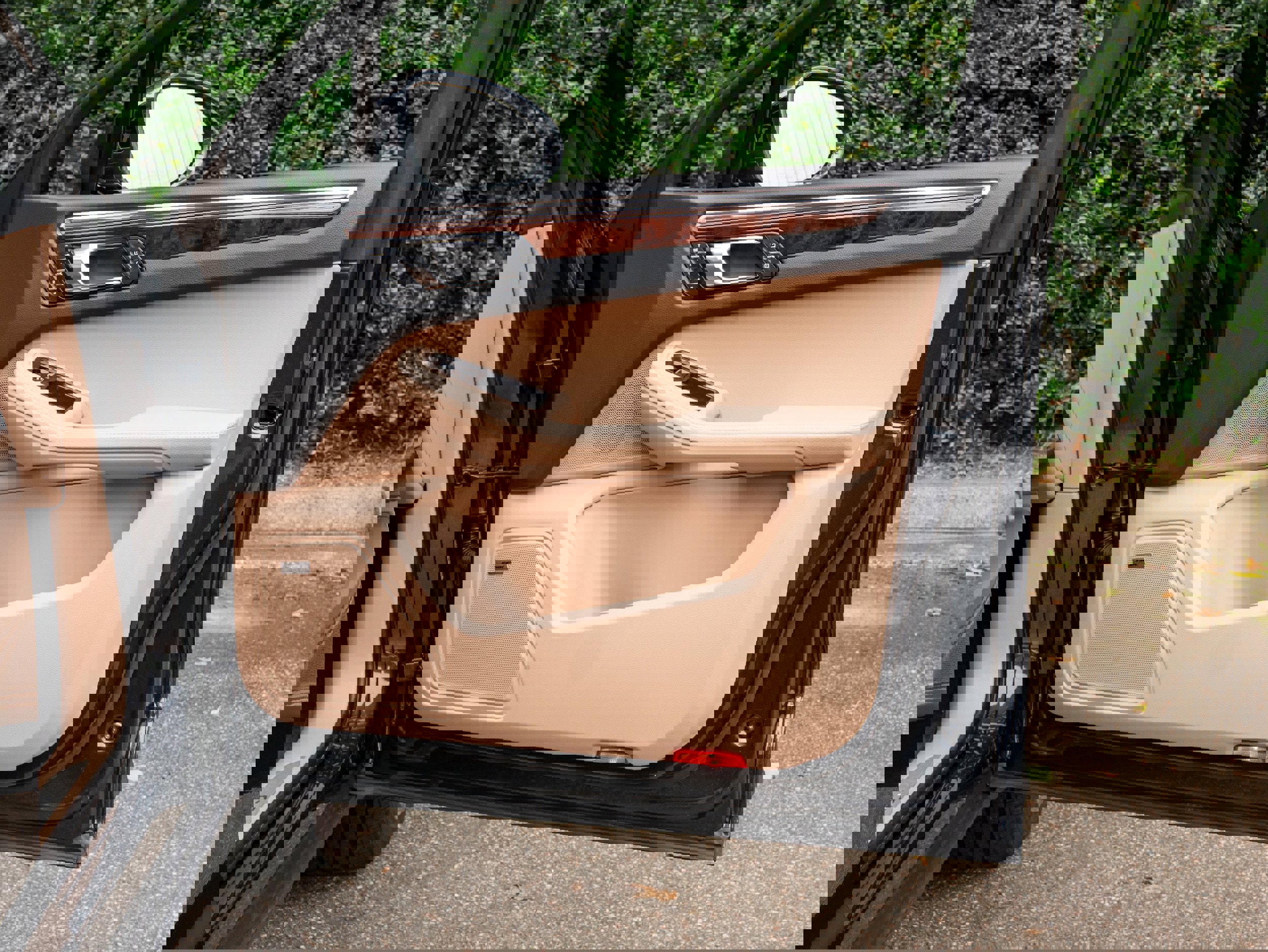 Used 2024 Porsche Macan S image 30