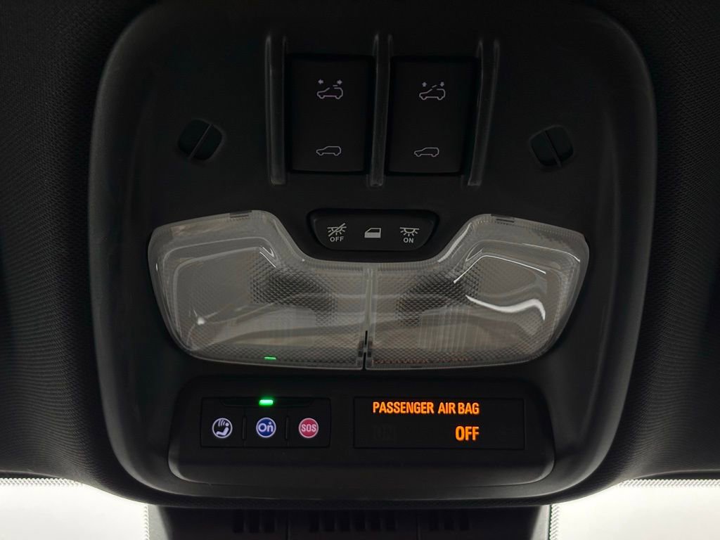 New 2026 GMC Canyon Elevation w/ Convenience Package image 29