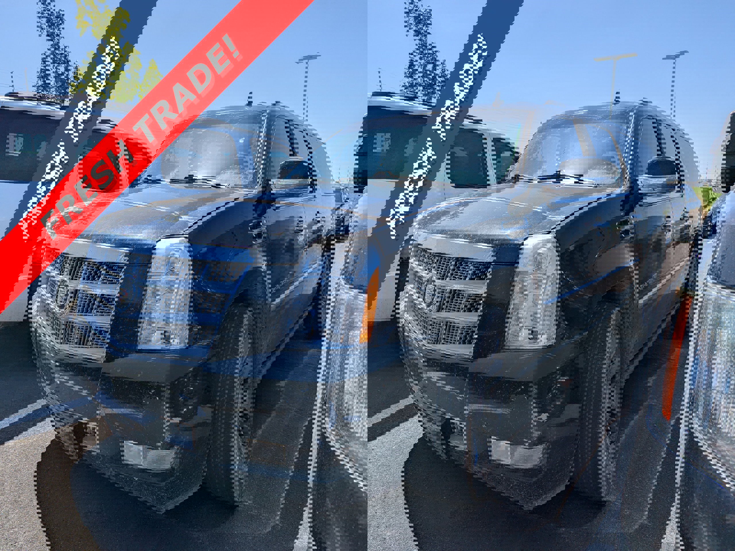 Used 2011 Cadillac Escalade ESV Platinum AWD/4WD image 1