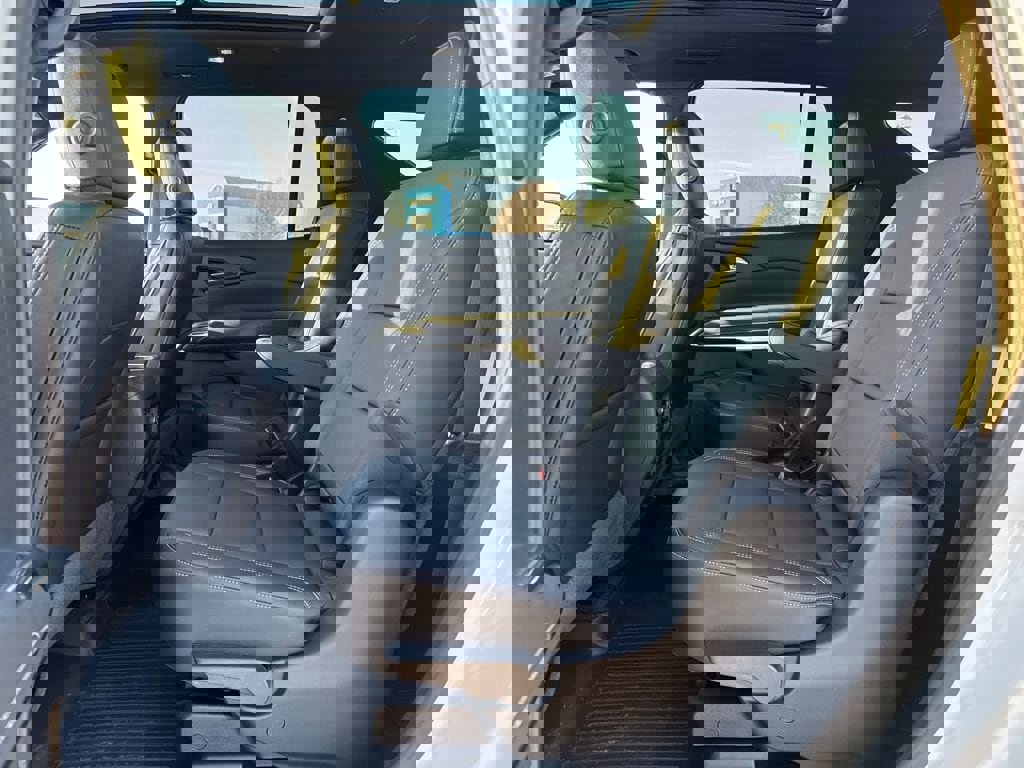 New 2026 Chevrolet Traverse LT w/ Sun and Wheel Package image 13