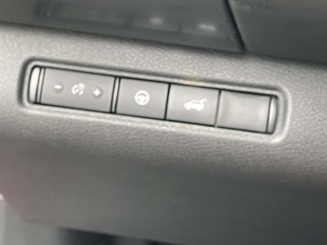 Used 2022 Nissan Pathfinder SL w/ SL Premium Package FWD image 21