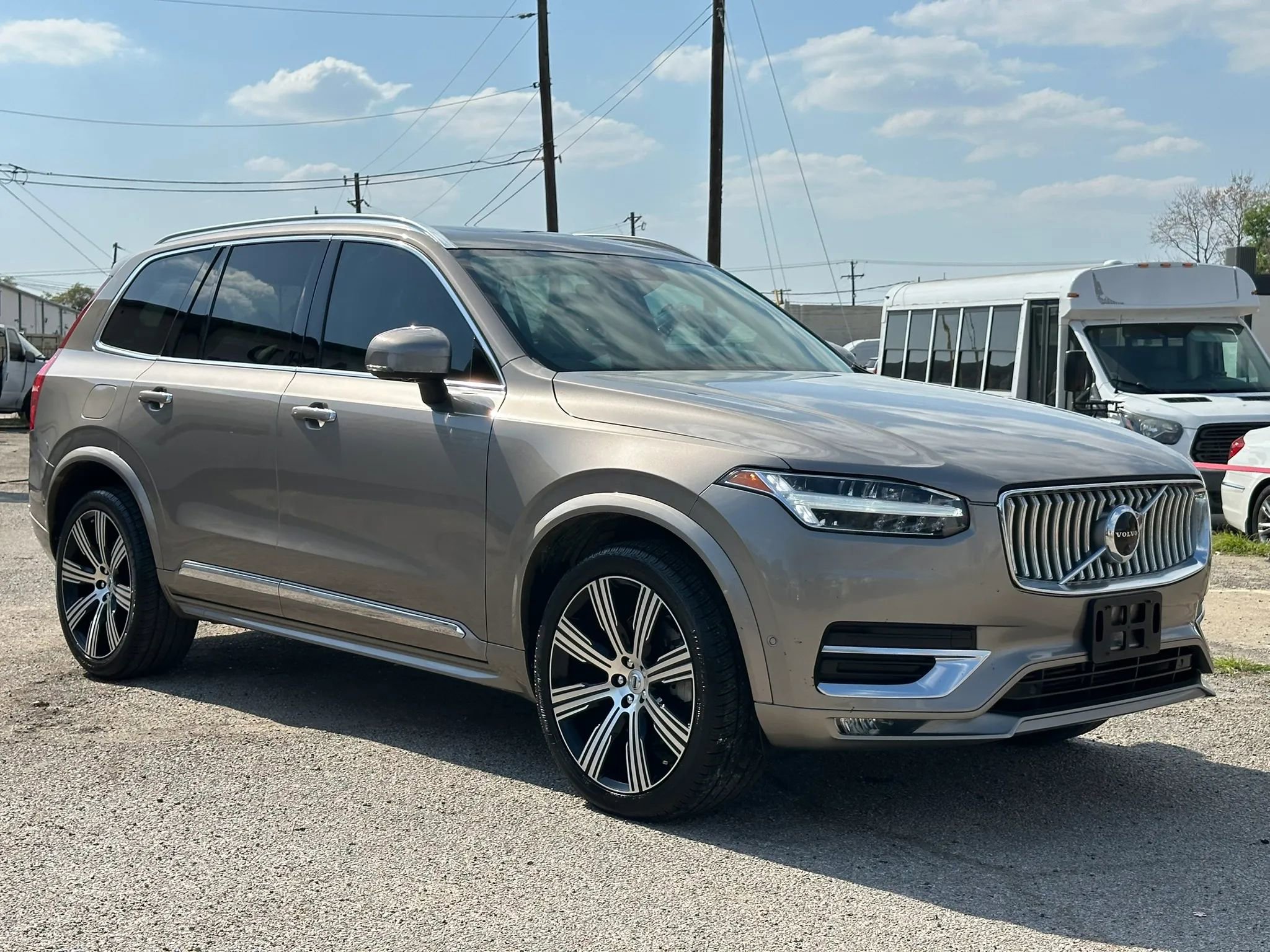Used 2022 Volvo XC90 T6 Inscription w/ Advanced Package AWD/4WD image 9