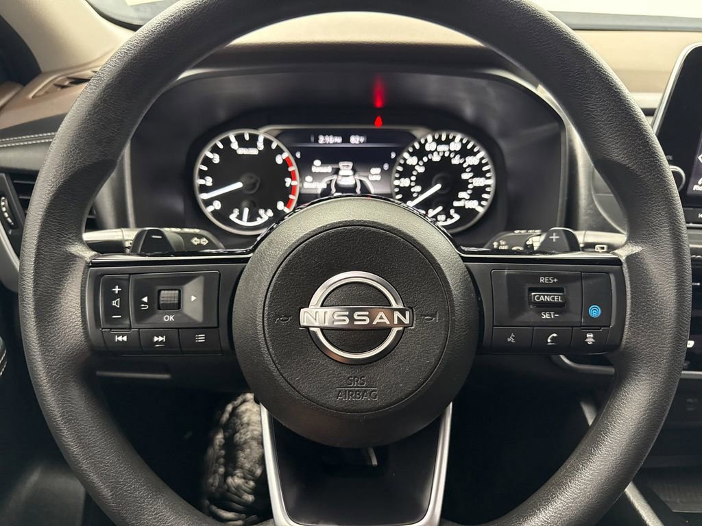 Used 2023 Nissan Rogue SV image 22