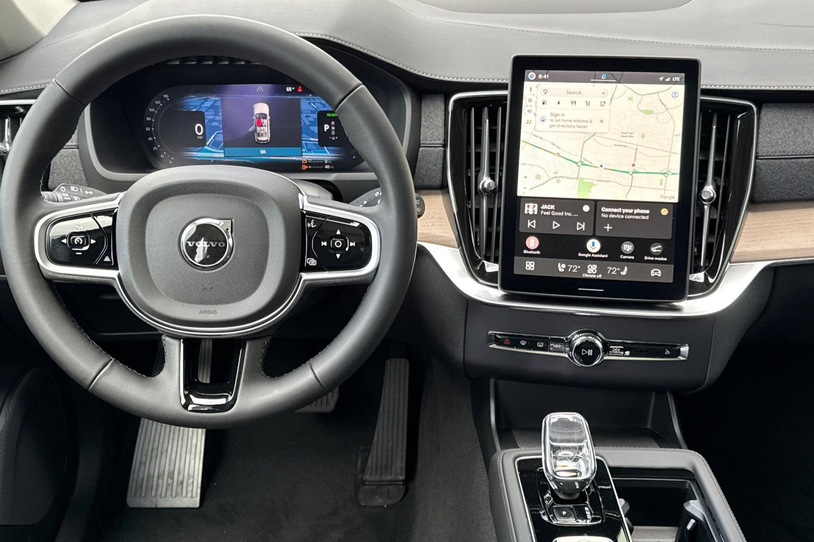 New 2026 Volvo XC90 T8 Plus w/ Protection Package AWD/4WD image 15