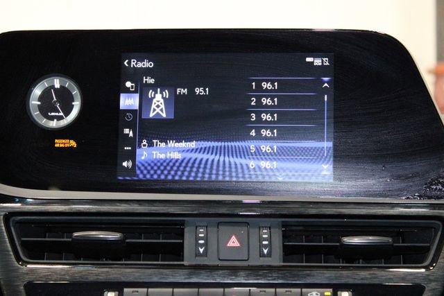 Used 2022 Lexus ES 350 F Sport w/ Accessory Package image 29