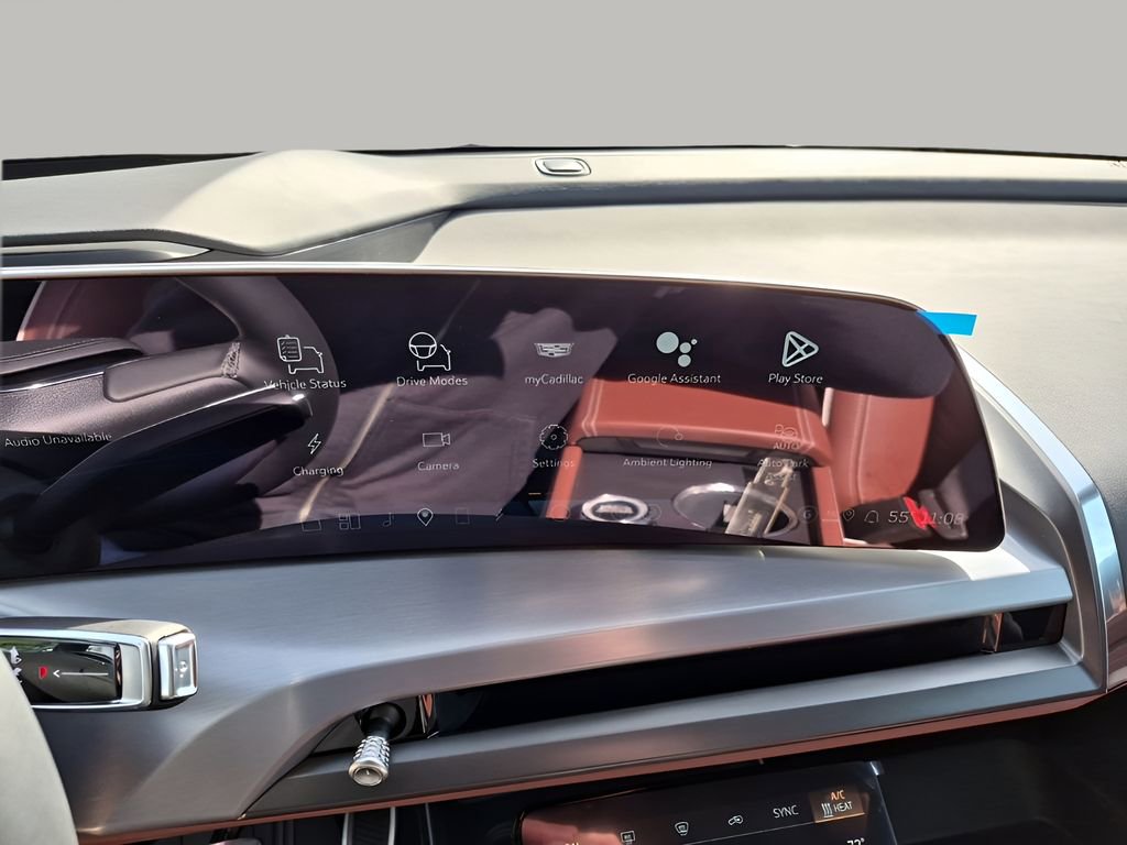 New 2026 Cadillac Vistiq Platinum w/ LPO, Floor Liner Package image 39