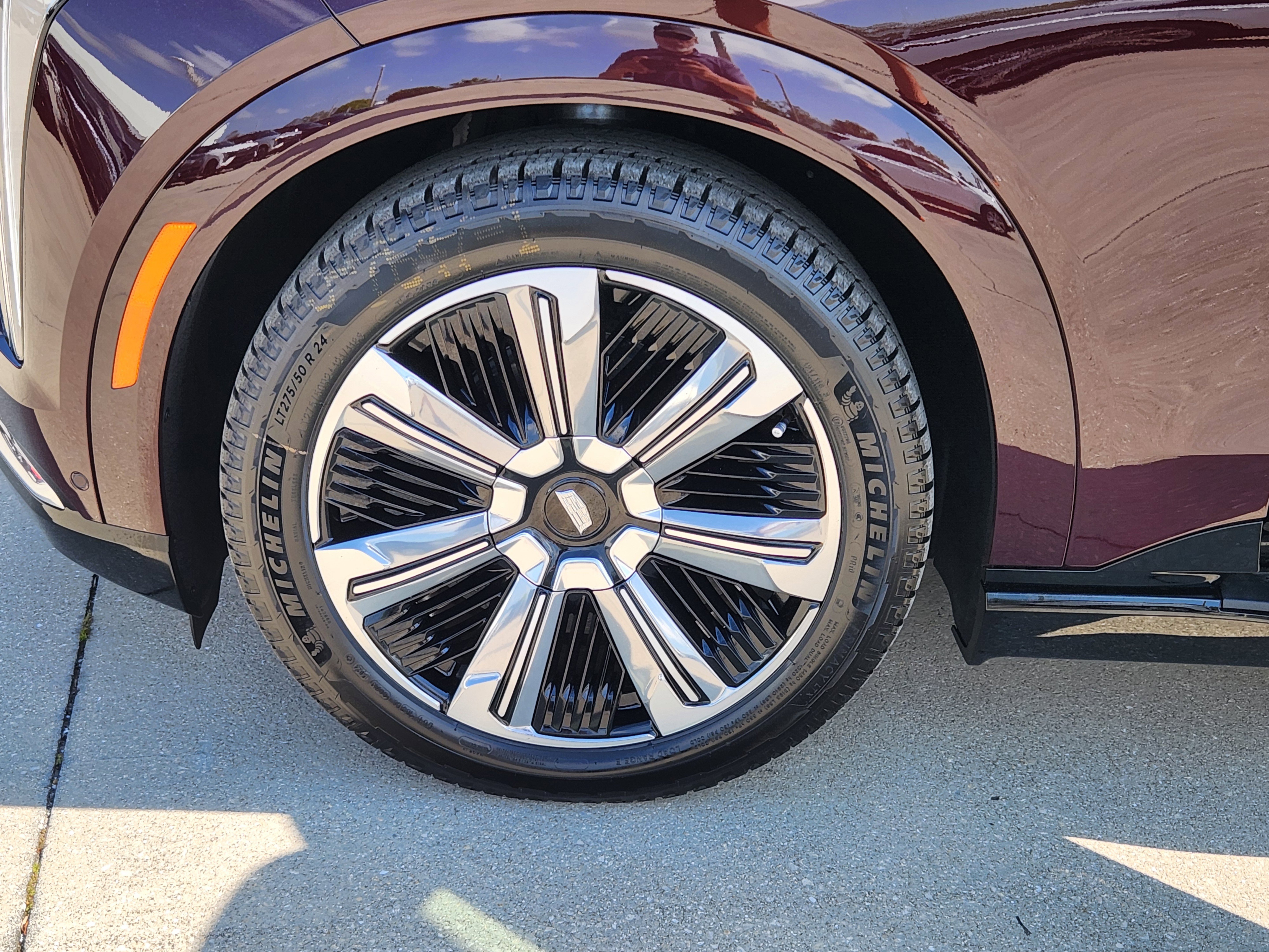 New 2025 Cadillac Escalade IQ Luxury 1 AWD/4WD image 37