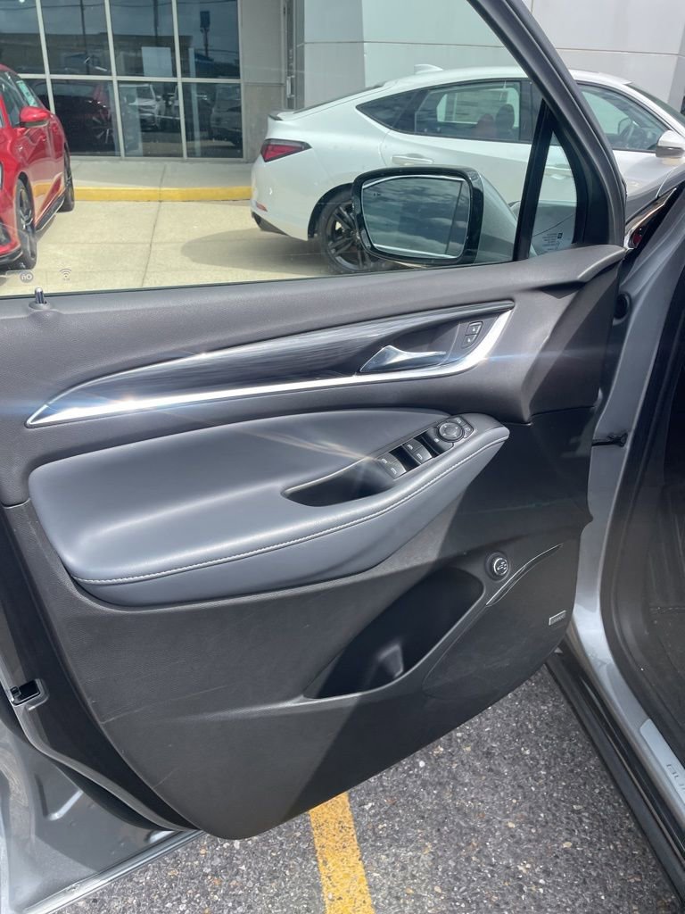 Used 2023 Buick Enclave Essence w/ Experience Buick Package image 11