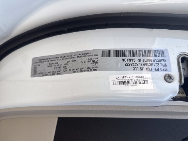Used 2020 Chrysler Voyager L FWD image 31