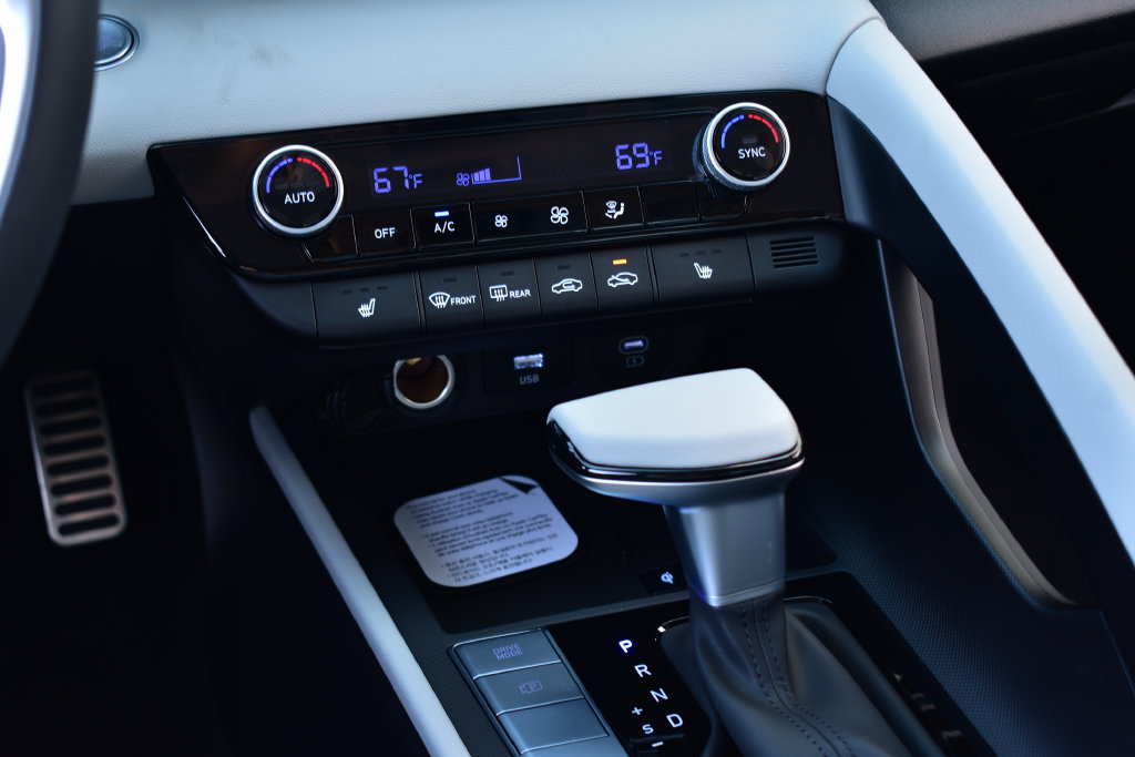 New 2026 Hyundai Elantra SEL Sport FWD image 31