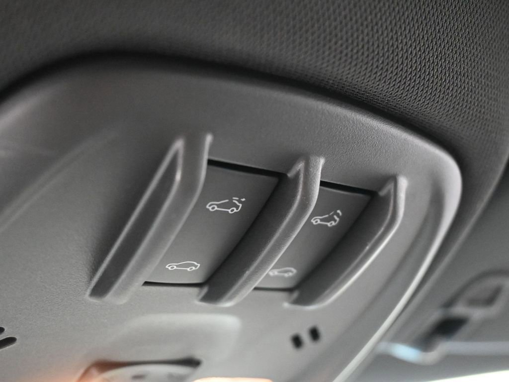 Used 2024 Chevrolet Trax RS w/ Sunroof Package image 26